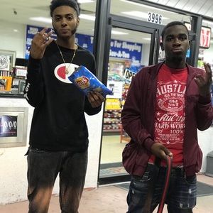 Meet your Posher, Tykhirri